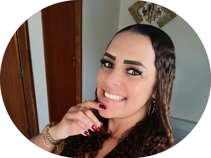 Foto de Dr. Emanuelle Bié | Cirurgiã Dentista