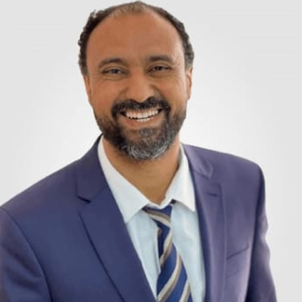 Foto 2 de Dr. Emerson Bispo