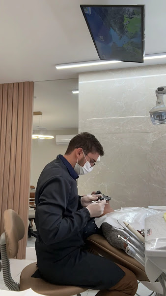 Foto 4 de Dr. Emerson Vivas Dentista em Botafogo | Clínica Odontológica em Botafogo Dr. Emerson Vivas