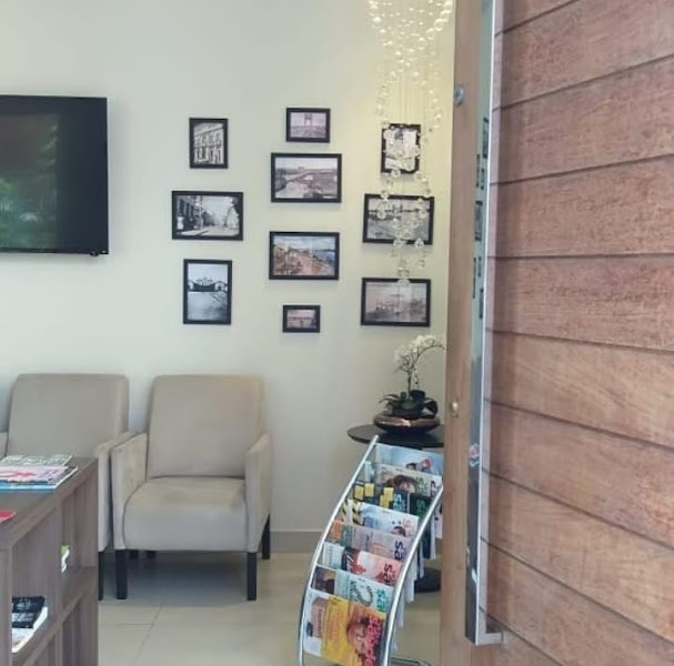 Foto 3 de Dr. Emmanuel Marques