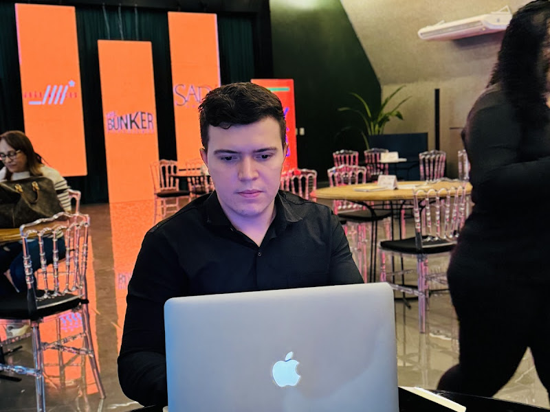 Foto 2 de Dr. Erick Bezerra