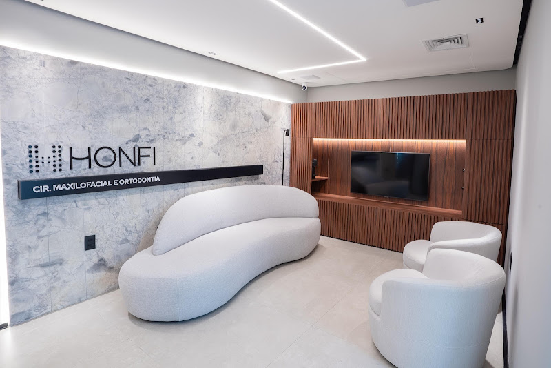 Foto 3 de Dr. Evaldo Honfi - Cirurgia Ortognática e Implantes Dentários