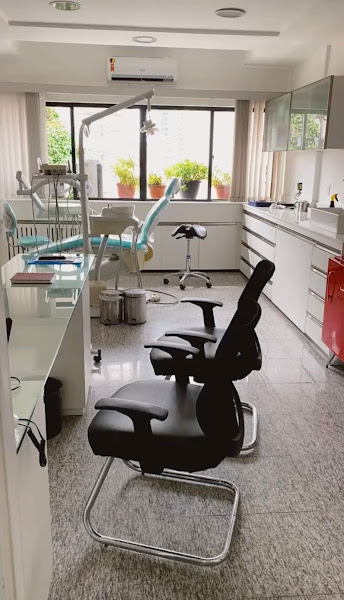 Foto 2 de Dr. Fábio Herlen