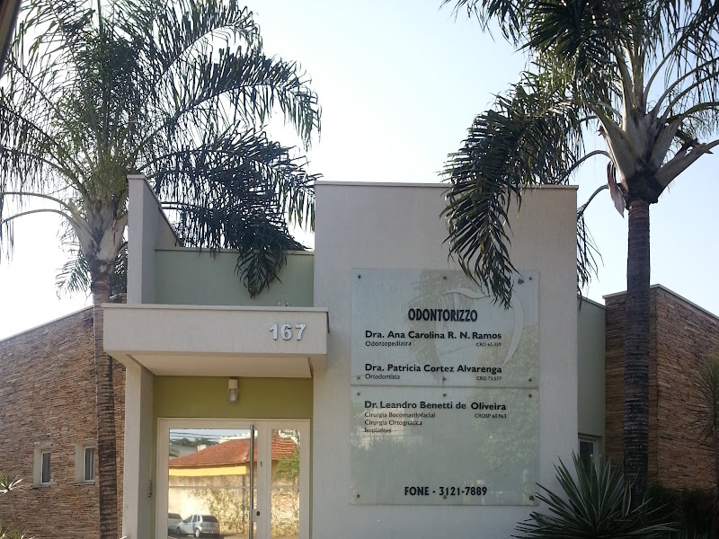 Foto 8 de Dr Fabrício Correa - Dentista - Rio Preto - 24hs