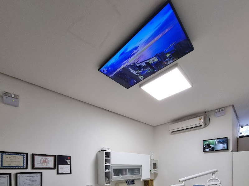 Foto 9 de Dr Fabrício Correa - Dentista - Rio Preto - 24hs