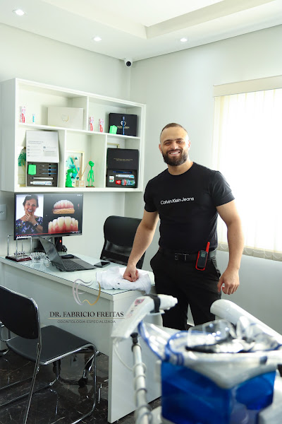 Foto 3 de Dr. Fabricio Freitas Odontologia Especializada