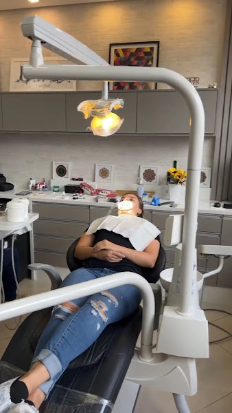 Foto 5 de Dr. Fabricio Neves Odontologia - Dentista em Mogi das Cruzes