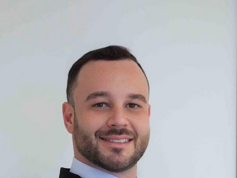 Foto de Dr Felipe Galoro - Implantes Dentários