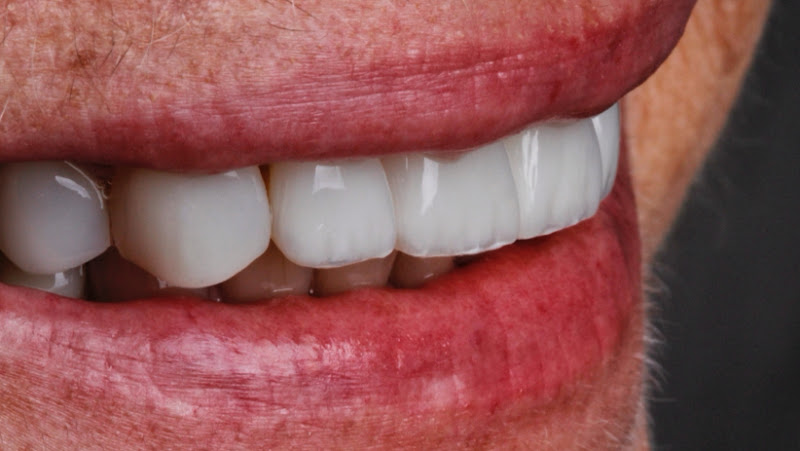 Foto 2 de Dr Felipe Montes -