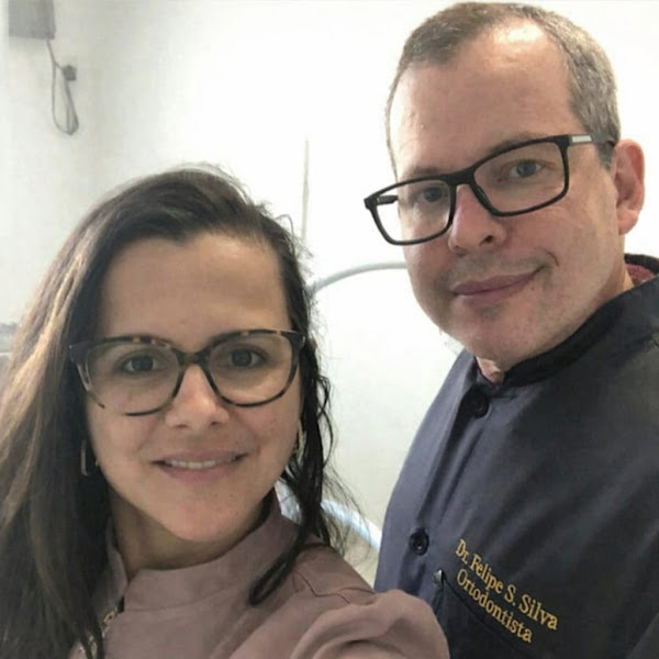 Foto 2 de Dr. Felipe S. e Silva e Dra. Fabiana Gomes Diniz.