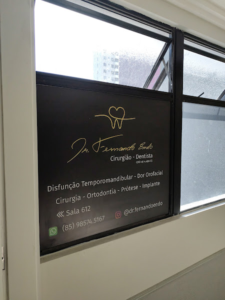 Foto 2 de DR. FERNANDO ENDO MARQUES - cirurgião dentista