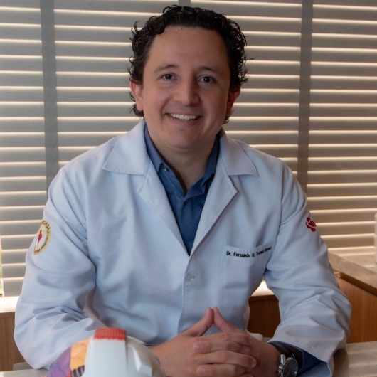Foto 2 de Dr Fernando Henrique Tremel Bueno - Medico Oftalmologista - Alto da XV