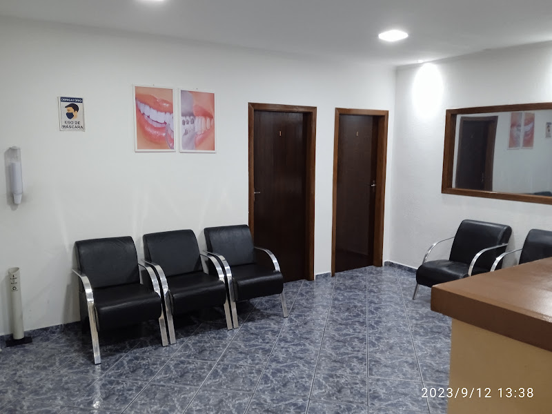 Foto 6 de Dr Fernando Neves Costa - Cirurgião-dentista