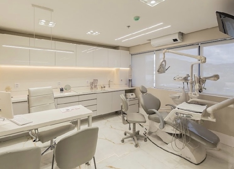 Foto 3 de Dr. Fernando Picetti - Cirurgião Dentista