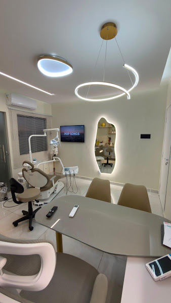 Foto 2 de Dr. Francisco Vasconcelos - Dentista