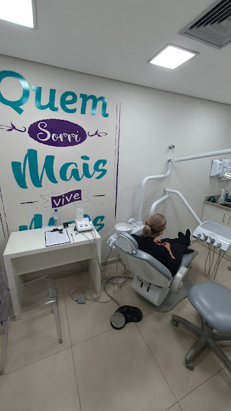 Foto 3 de Dr Franco Dentista Cabral Contagem