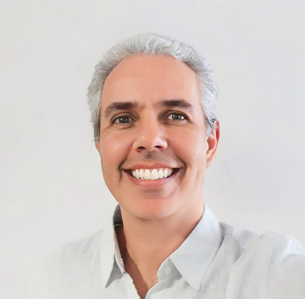 Foto 2 de Dr. Frank Hudson Ortodontia Invisalign