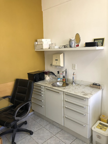 Foto 3 de Dr. Franklin Salazar - Consultório Odontológico