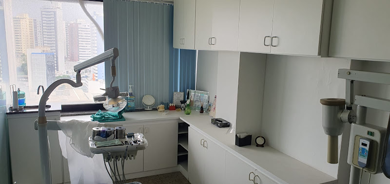 Foto 2 de Dr.Fred P. Mattos - Cirurgião Dentista Salvador