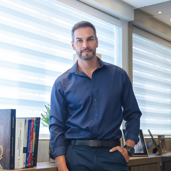 Foto 2 de Dr. Frederico Becker - Cirurgia Oral e Facial