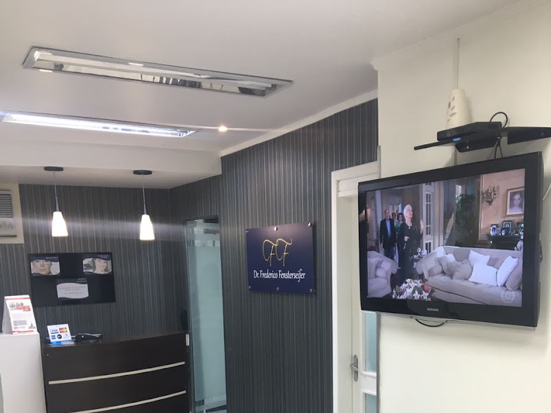 Foto de Dr. Frederico - Clínica