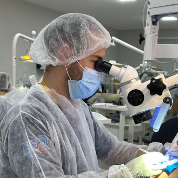 Foto 2 de Dr. Gabriel Lara - Endodontia (Tratamento de Canal) - Uniodonto - Dentista Piracicaba