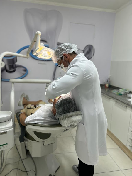 Foto 2 de Dr. Gil Pinna - Cirurgião Dentista