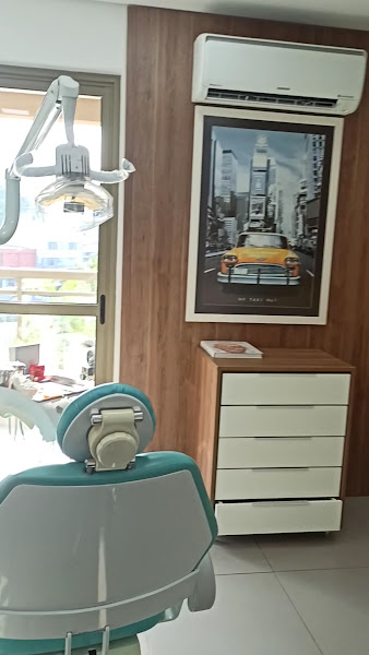 Foto 3 de Dr. Guilherme Augusto Miranda Dentista no Rudge Ramos | Emergência 24 horas | Facetas | Clareamento | Implante | Pontualidade