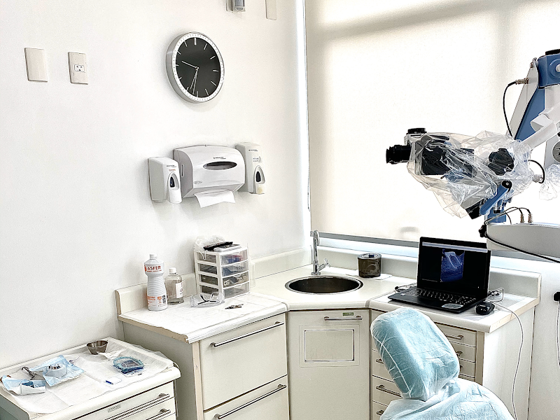 Foto 9 de Dr. Guilherme Bonduki - Endodontia e Microscopia