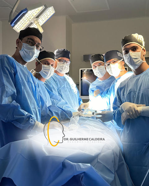 Foto 3 de Dr. Guilherme Caldeira | Bucomaxilo | Extração do Siso | ATM