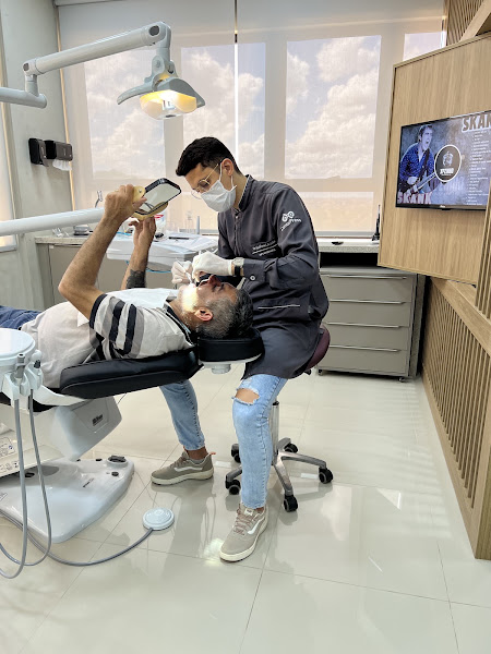 Foto 3 de Dr. Guilherme Luciano | Implantes em Londrina
