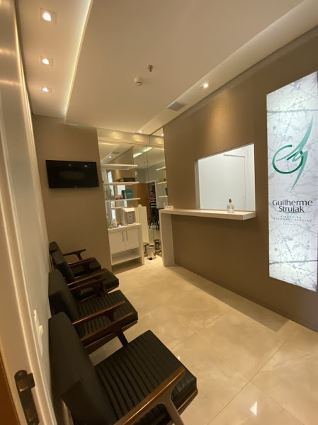 Foto 3 de Dr. Guilherme Strujak Cirurgia Bucomaxilofacial