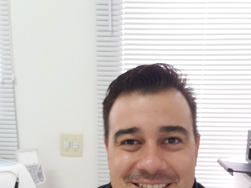 Foto de Dr. Guillermo Hinestrosa