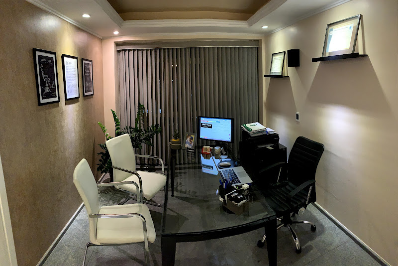 Foto 2 de Dr. Gustavo Brunherotto