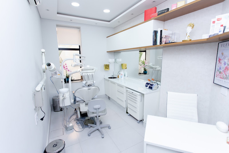 Foto 3 de Dr. Gustavo Chair - Especialista em Prótese Dentária | Cirurgião-dentista | Odontologia