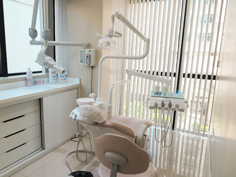 Foto 9 de Dr. Gustavo Lummertz - Dentista Menino Deus