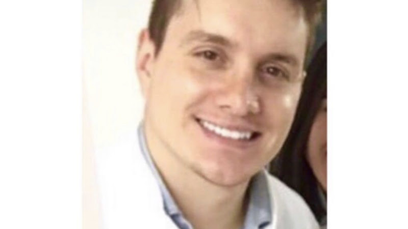 Foto 2 de Dr. Gustavo Mucha Implantes