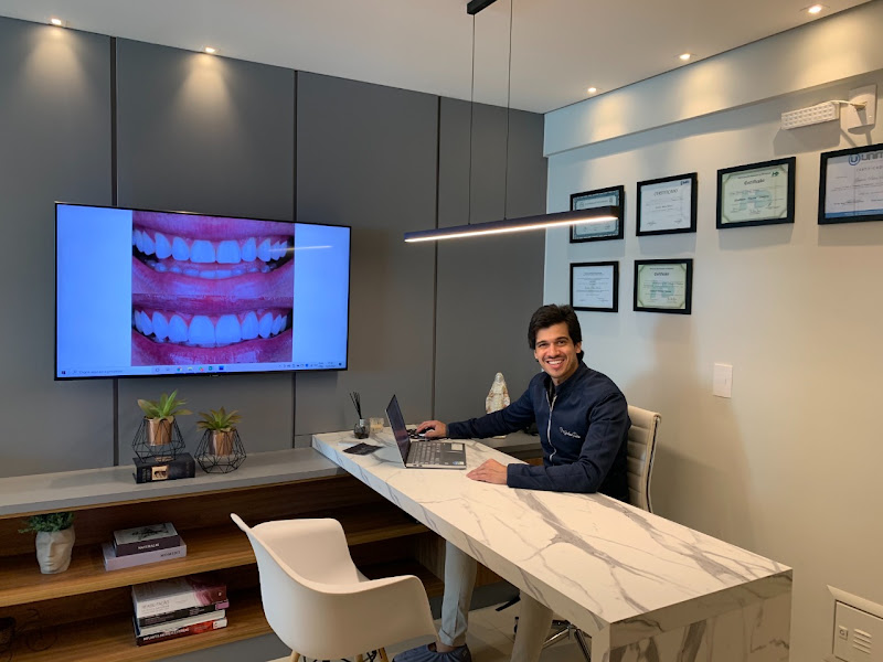 Foto de Dr Gustavo Paiva Santos