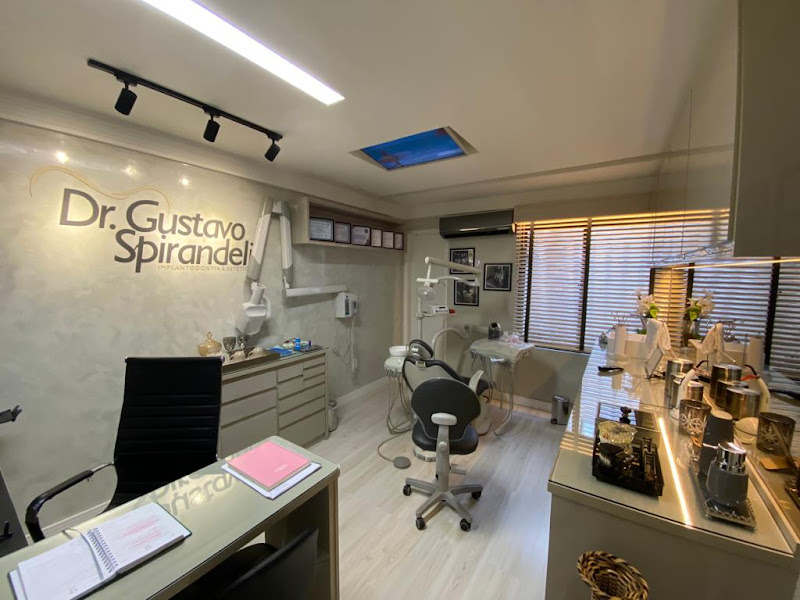 Foto 2 de Dr Gustavo Spirandeli - Dentista em Petrolina