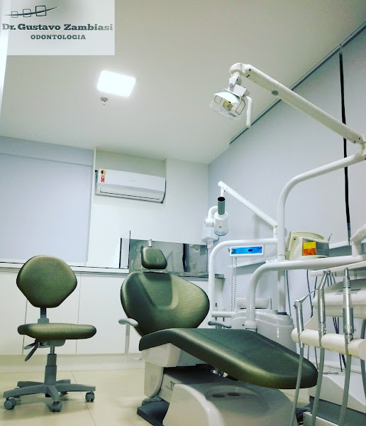 Foto 2 de Dr. Gustavo Zambiasi Odontologia
