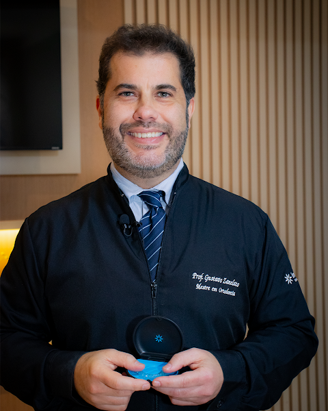 Foto 2 de Dr. Gustavo Zanelato | Aparelhos | Invisalign | Dentista em Campinas