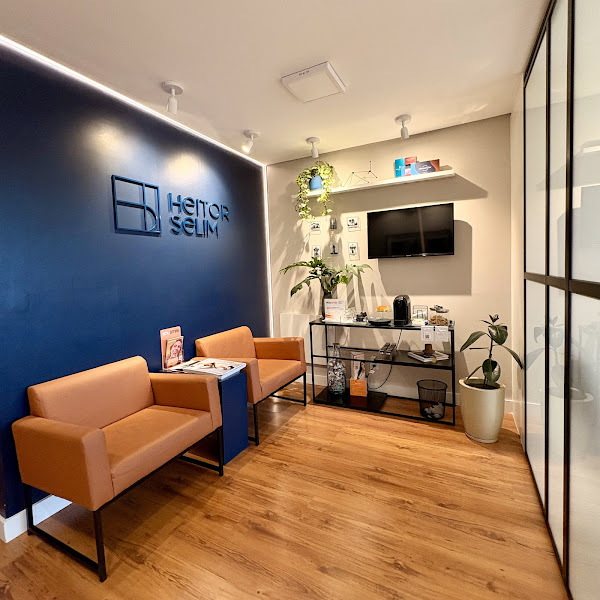 Foto 3 de Dr. Heitor Selim | Harmonização facial | Vila Velha - ES