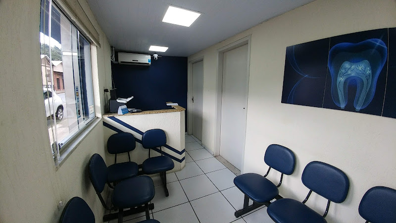 Foto 2 de Dr. Hélcio Passos Solução em Odontologia