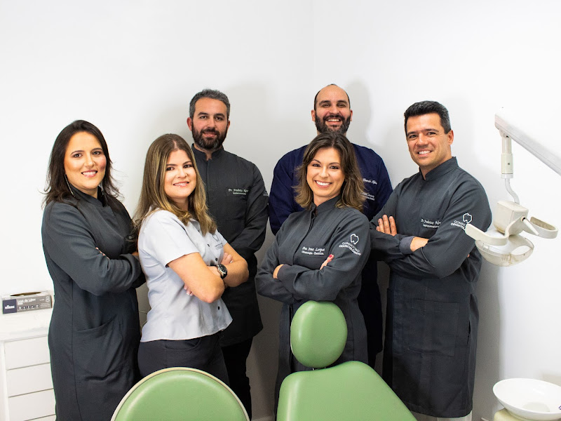 Foto 7 de Dr. Hélcio Passos Solução em Odontologia