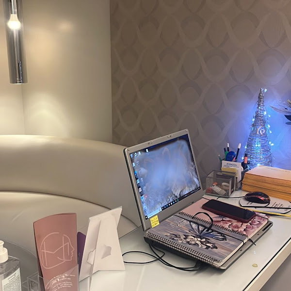 Foto 2 de Drª Heliethe Motta | Dentista em Niterói | Ortodontia e Harmonização Facial Especializada