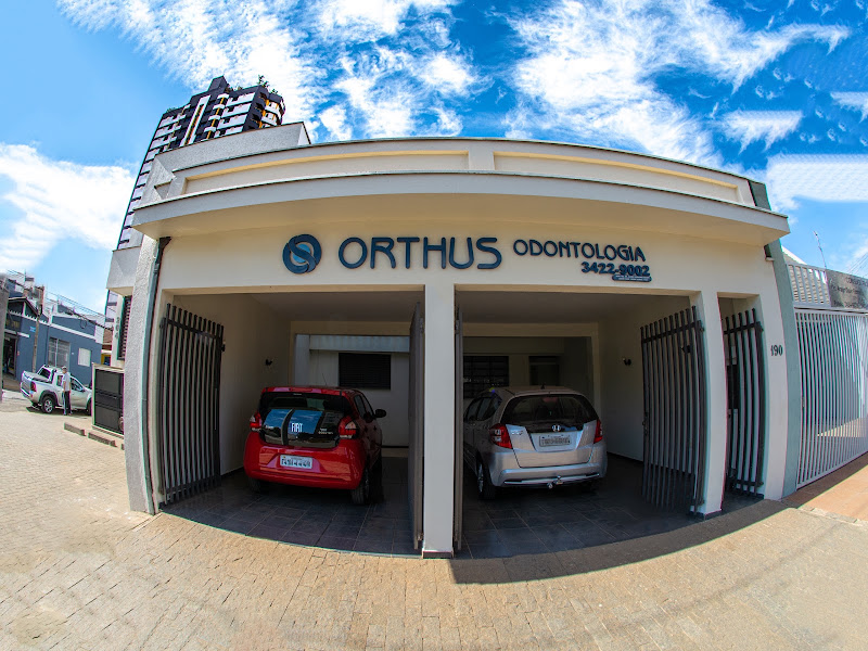 Foto 2 de Dr. Henrique Heringer Dentista Piracicaba