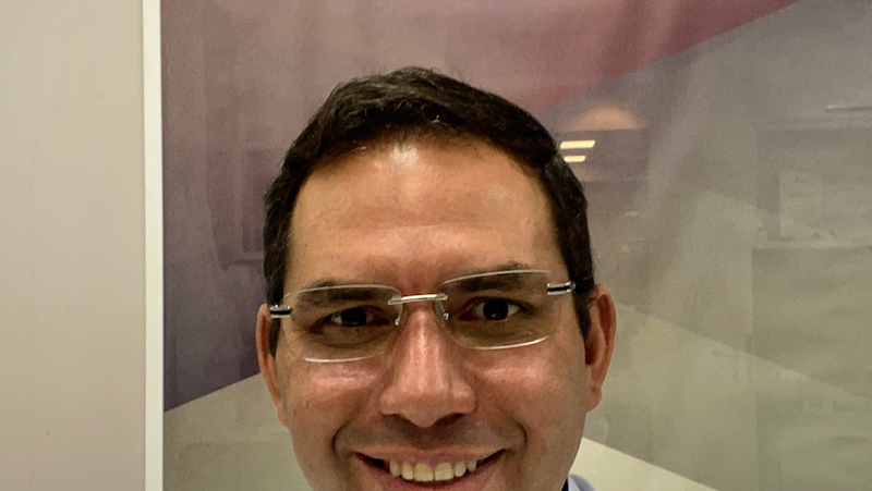 Foto 2 de Dr Hermano Silvestre