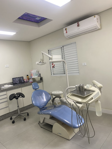 Foto 2 de Dr. Hossein Ali Geha Dentista