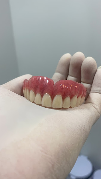 Foto 2 de Dr. Hudson Pierre - Implantodontia, Cirurgia & Reabilitação Oral - Consultorio odontologico