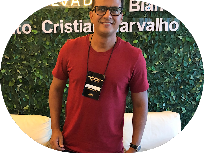 Foto 2 de Dr. Igor Azevedo Rodrigues - Ortodontia e Harmonização Orofacial